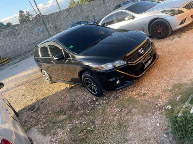 Honda Stream 2012