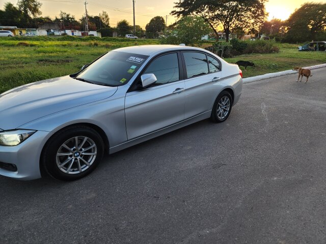 2013 BMW 320i