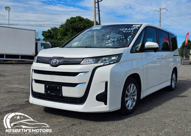 2020 TOYOTA NOAH