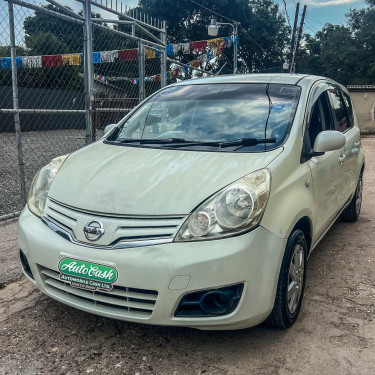 2011 Nissan Note