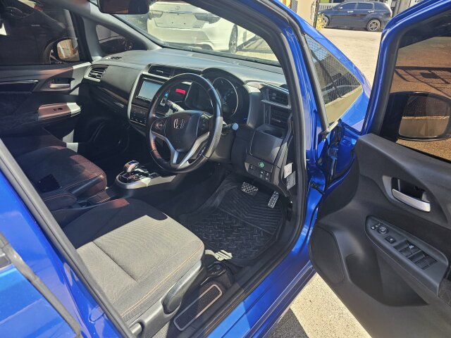 2016 Honda Fit Hybrid Sport