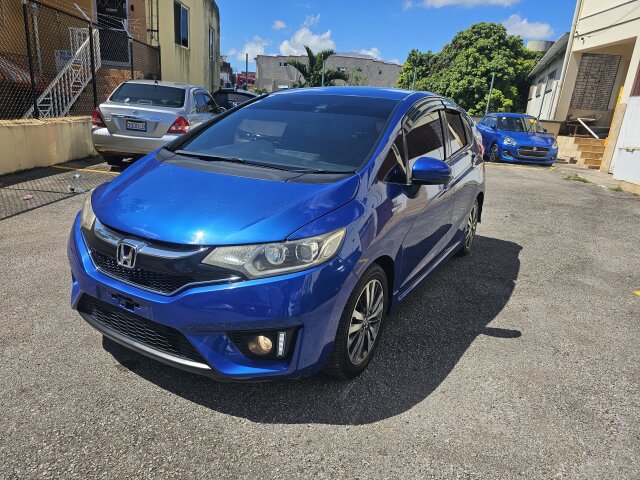 2016 Honda Fit Hybrid Sport