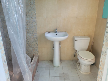 2 Bedroom 2 Bath Apt Unit LDK