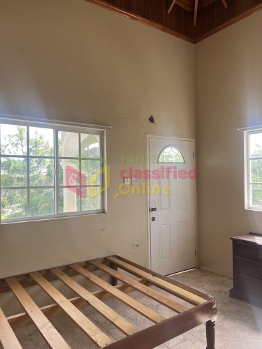 1 Bedroom With Balcony Utilities Included 