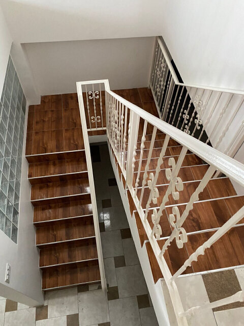 6 Bedroom House For Sale White Water Meadows
