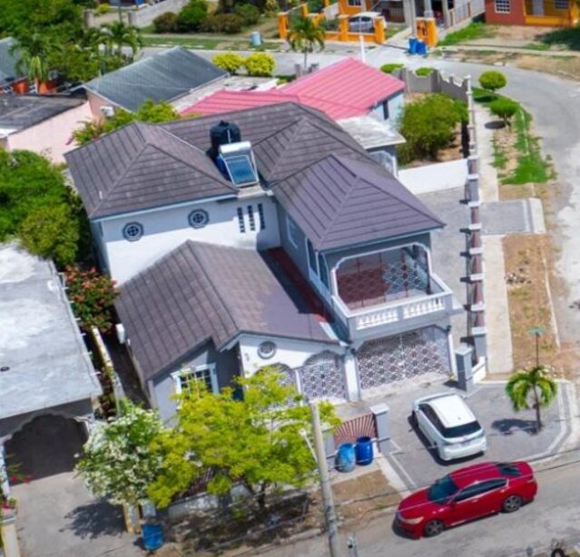 6 Bedroom House For Sale White Water Meadows Houses Whitewater Meadows