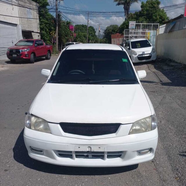 2000 Mazda Demio