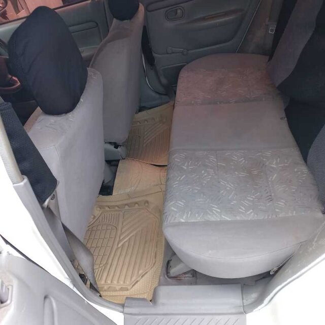 2000 Mazda Demio