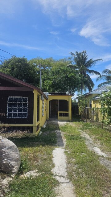 2 Bedroom 1 Bathroom House For Rent