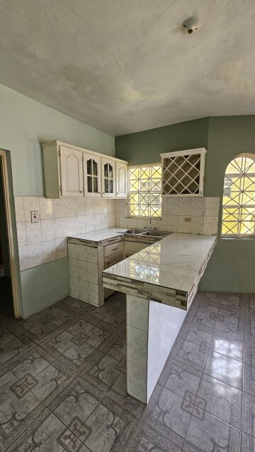 2 Bedroom 1 Bathroom House For Rent