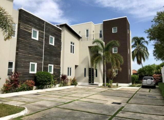 2 Bedroom 2bath Apo