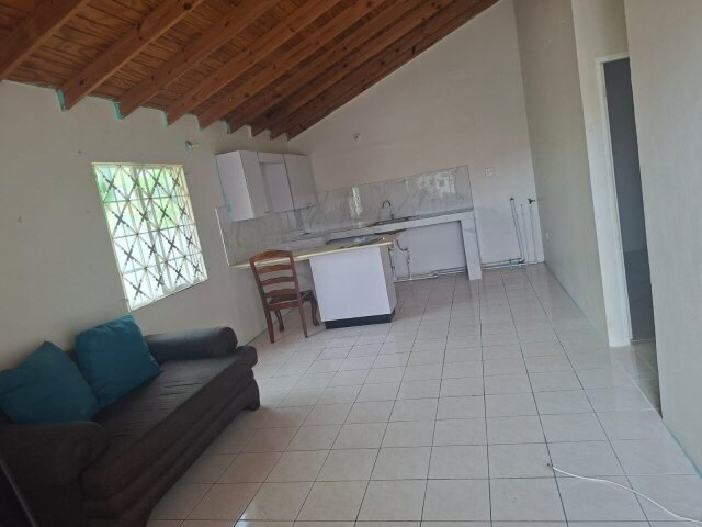 2 Bedroom 1 Bath Self Contained Apt Apartments New Harbour Village 1