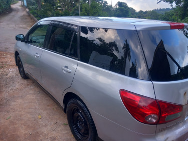 2013 Nissan Wingroad