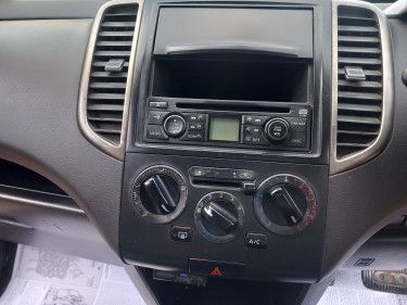 2013 Nissan Wingroad
