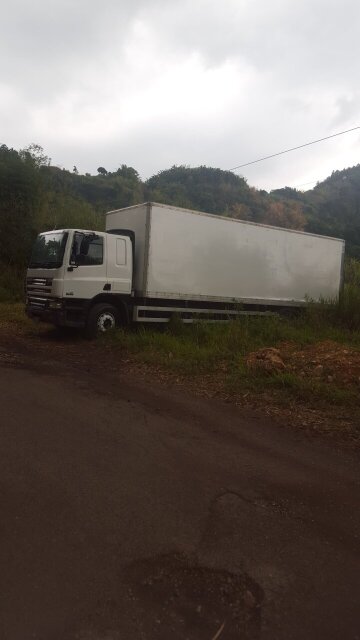 DAF BOX TRUCK AND LEYLAND DUMP TRUCK