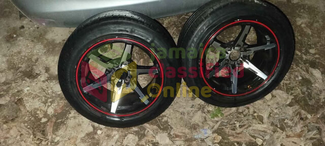 15inch Rim And Tyres Call Or WhatsApp 18764264551