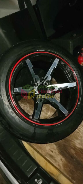 15inch Rim And Tyres Call Or WhatsApp 18764264551