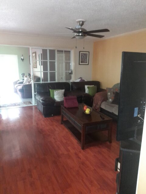 3 Bedrooms, 2.5 Bathrooms Townhouse