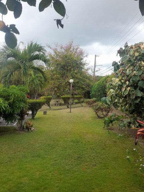 3 Bedrooms, 2.5 Bathrooms Townhouse