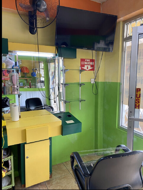 HAIRSTYLIST AND BARBER  STATIONS FOR RENT