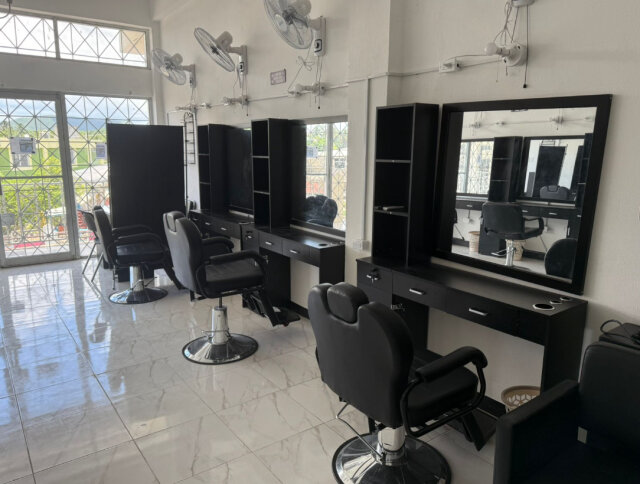Barber Station