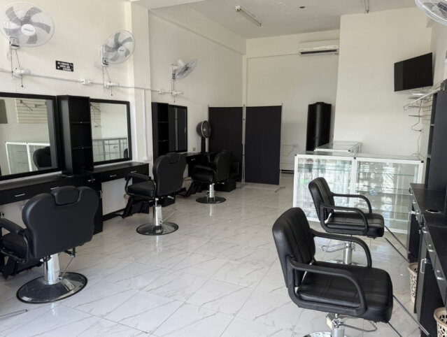 Barber Station