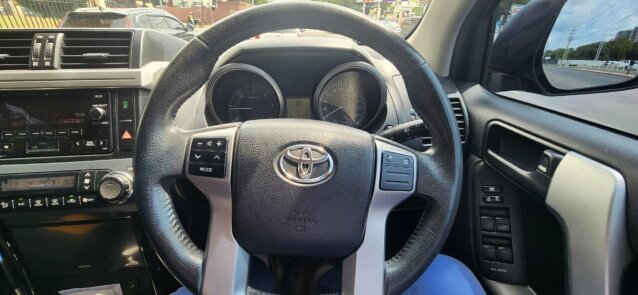 SUV
