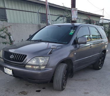 1999 Toyota Harrier (Lexus)