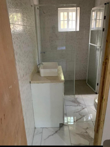 1  Bedroom 1 Bathroom And Kitchen