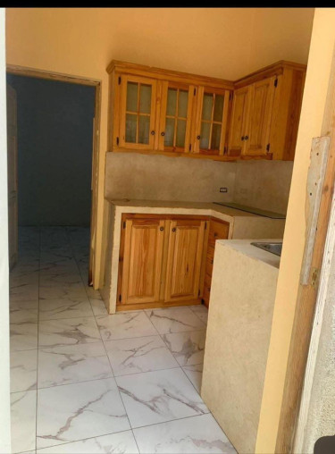 1  Bedroom 1 Bathroom And Kitchen