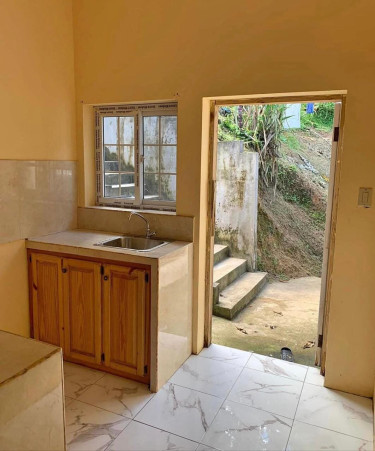 1  Bedroom 1 Bathroom And Kitchen