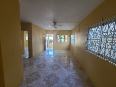 2 Bedrooms And 2 Bathroom GTR Ptmre House For Rent