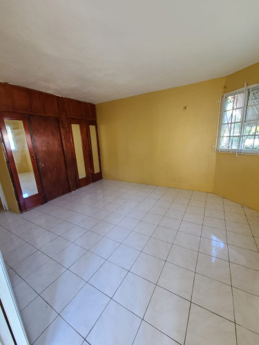 2 Bedrooms And 2 Bathroom GTR Ptmre House For Rent