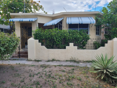 2 Bedrooms And 2 Bathroom GTR Ptmre House For Rent