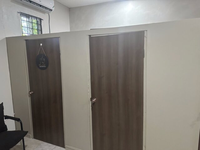 Beauty Salon Booths For Rent