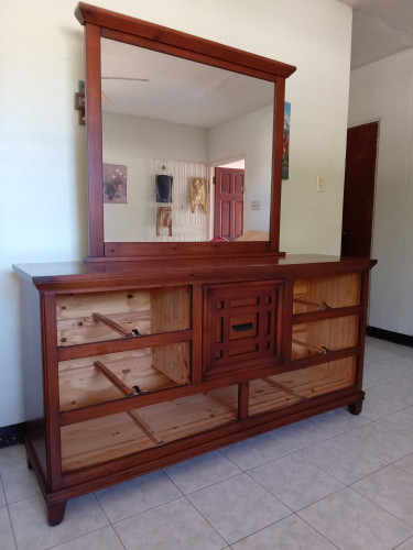 Six Drawers Plus Hutch Dresser 