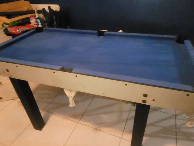 MINI POOL TABLE