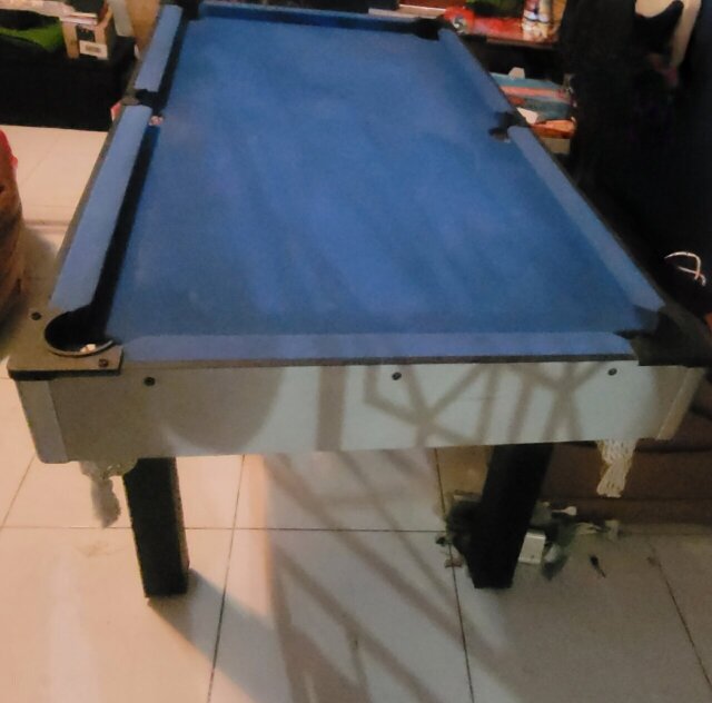 MINI POOL TABLE