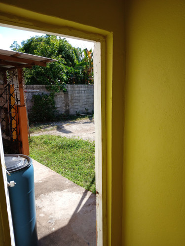 2 Bedroom  Living,kitchen,bathroom
