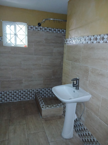 2 Bedroom  Living,kitchen,bathroom