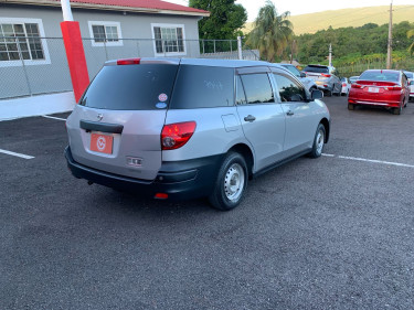 2018 Nissan AD Wagon