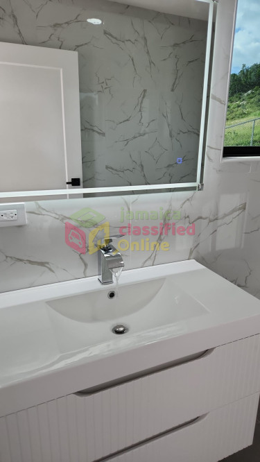 3 Bedrooms 2 Baths Luxury-Modern House for $240K