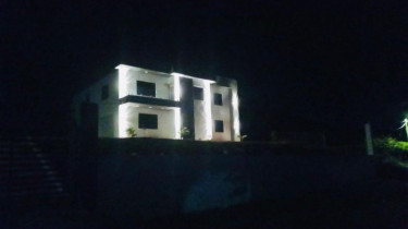 Luxury-Modern 3-bedroom, 2-bathroom 