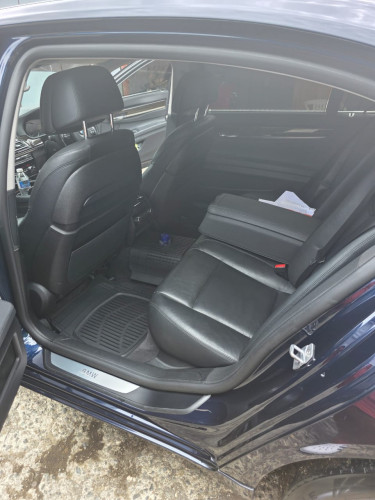 2014 BMW 740Li