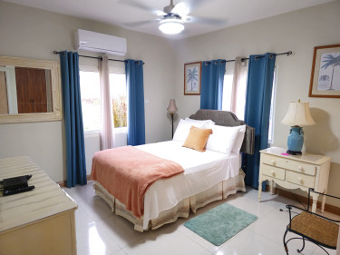  3 Bedroom 3 Bath Home In Ocho Rios. 