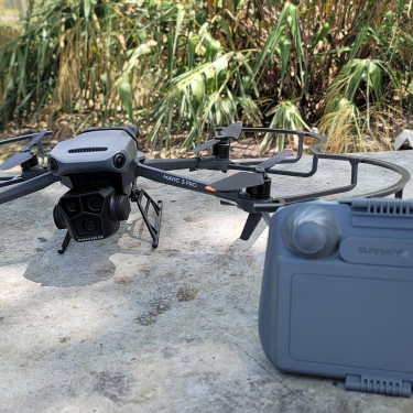 DJI Mavic 3 Pro