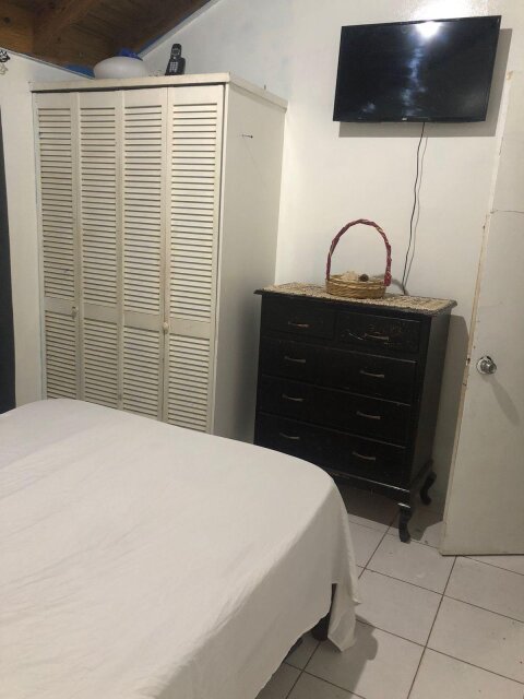 2 Bedroom House, Old Harbour Road