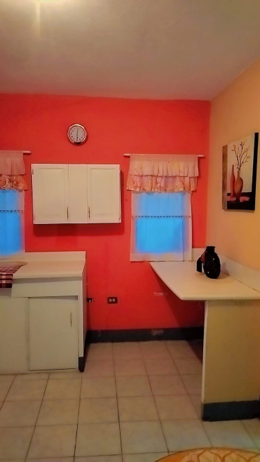 I - 2 Bedroom Whispering Waters Nature's Cottage 