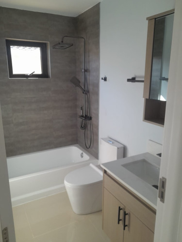  2 Bedroom 2 Bath In Oak Estate
