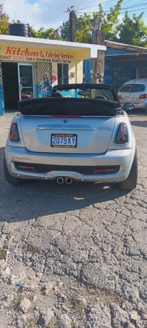 Mini Cooper - Fun, Compact, And Sporty